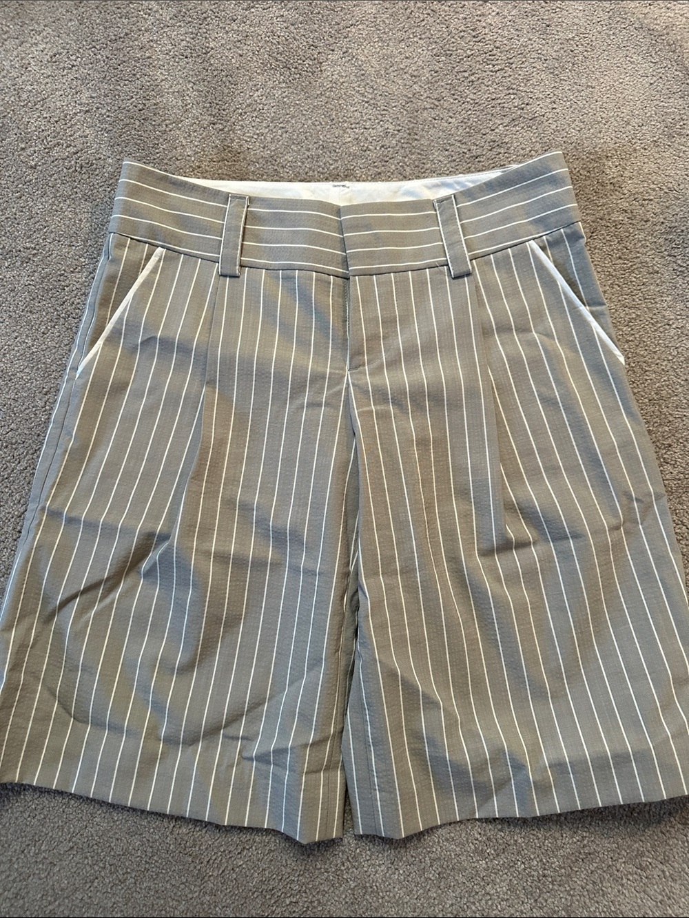 Alice + Olivia White and Gray Pinstripe Waistband Shorts